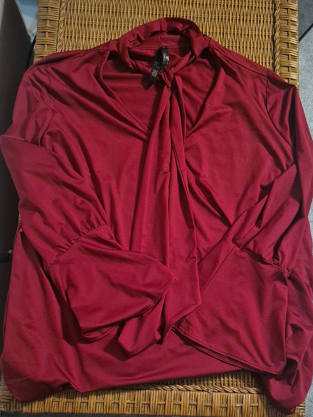 Melissa McCarthy Seven7 Red Tie-Neck Long Sleeve Tunic